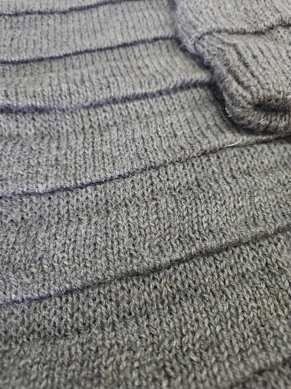 NEW Nordstrom Made in Italy Mocha Ribbed Rectangle Scarf and Beanie Hat Set